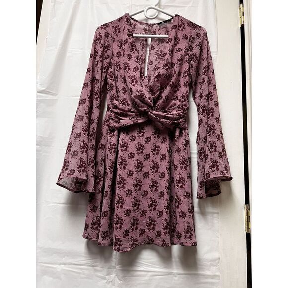Trixxie Size Small Dress Pink Floral Bell Sleeve Sheer Lined Spring CLP-C - Picture 9 of 9